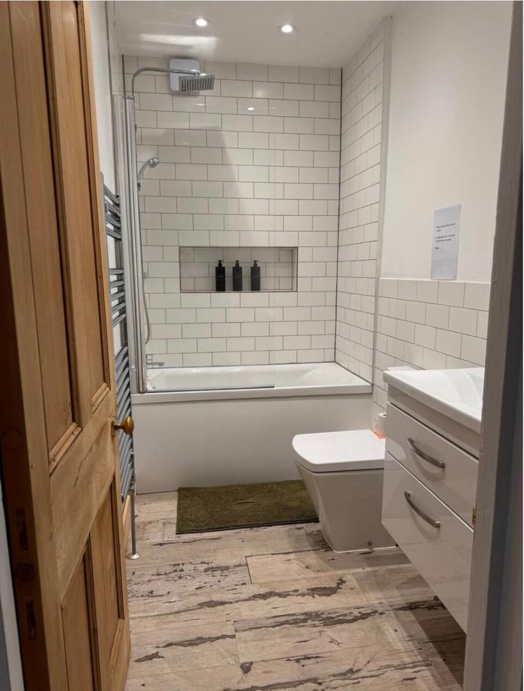 Quaint Apartment In Central Brighton - Sleeps 2 To 6 المظهر الخارجي الصورة